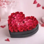 Passion & Grace – 35 Roses Heart Box