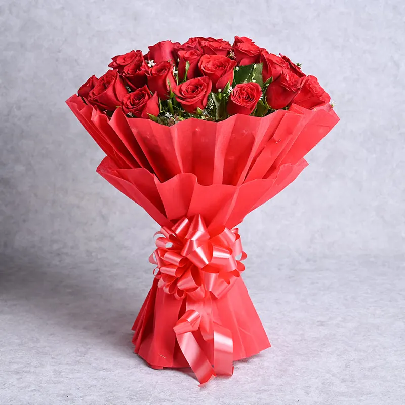 Eternal Passion – 30 Red Roses - Image 3