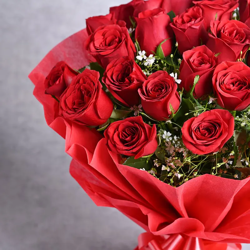 Eternal Passion – 30 Red Roses - Image 2